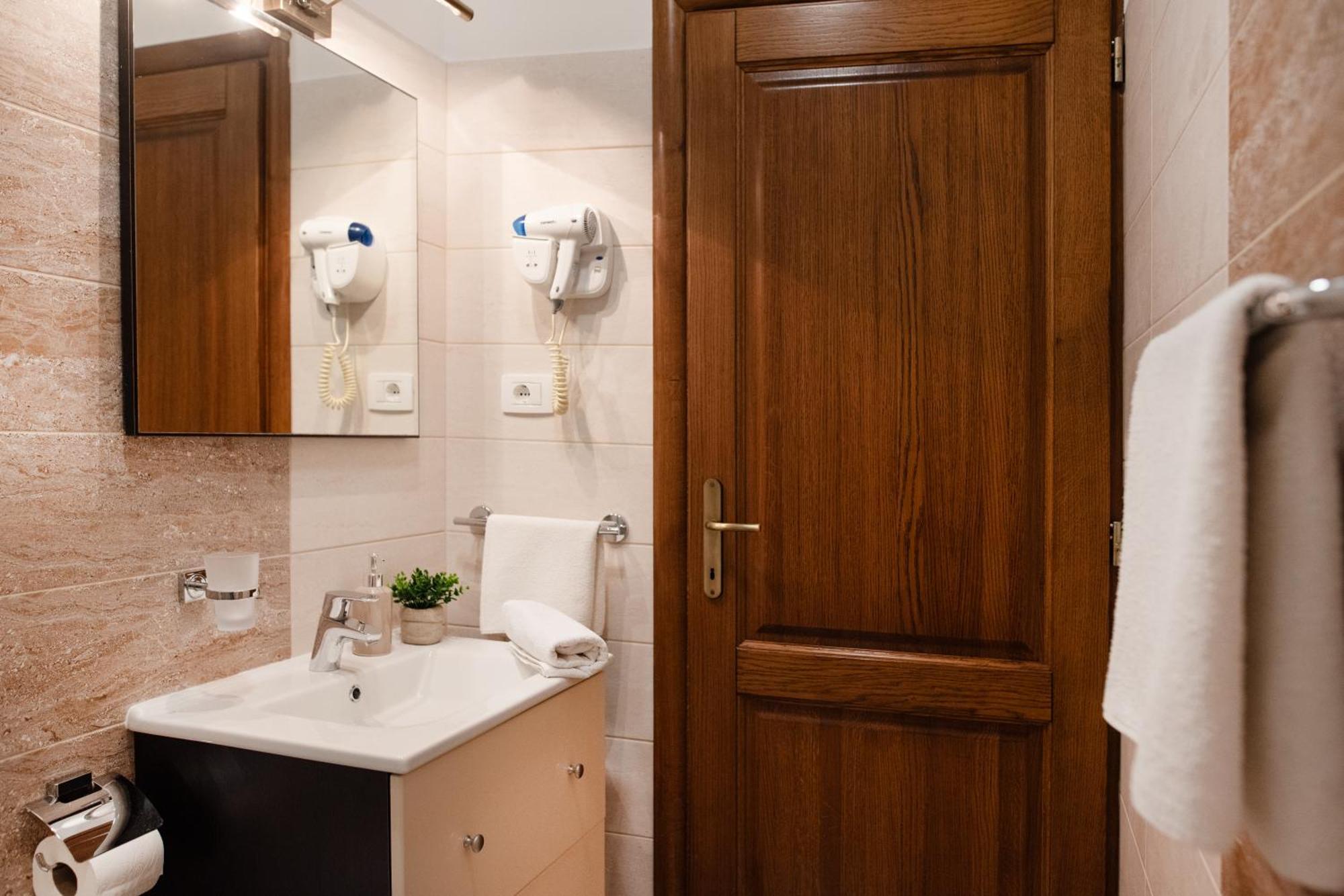 Appartamento Truffle House Karlic Buzet Esterno foto